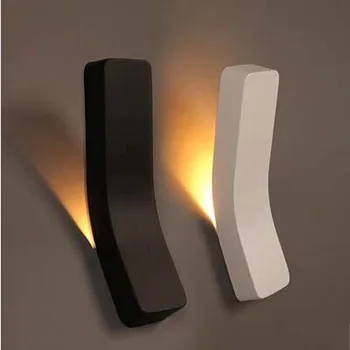 Современный прямоугольный настенный светильник Черный белый Железный Бра Спальня Гостиная Проход Домашний Декор Внутреннее освещение
