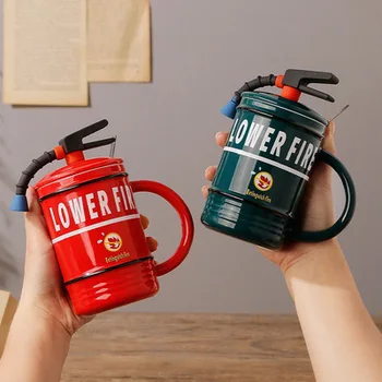 Креативная Забавная кружка для моделирования огнетушителя с крышкой, Офисная Персонализированная чашка для чая, Керамические чашки для влюбленных студентов, мужчин и женщин